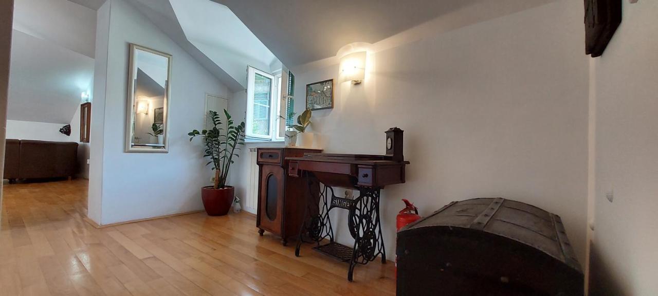 Apartment Sunce Каштела Екстер'єр фото