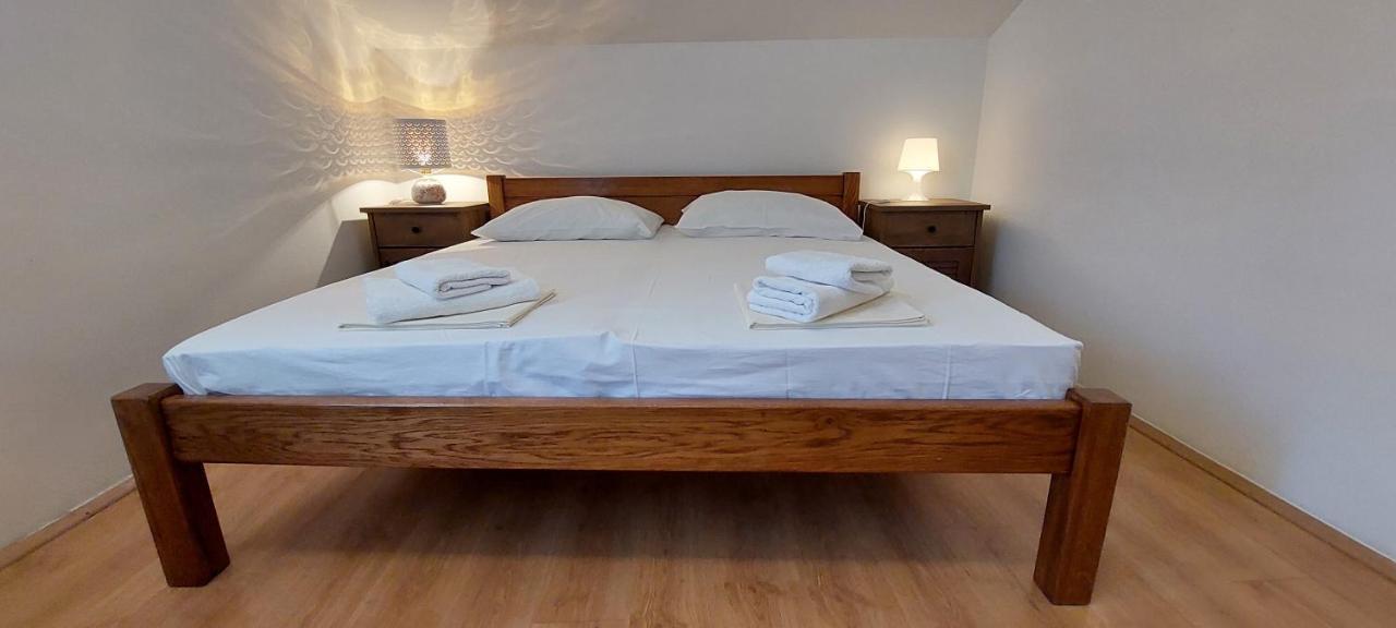 Apartment Sunce Каштела Екстер'єр фото