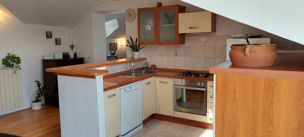 Apartment Sunce Каштела Екстер'єр фото